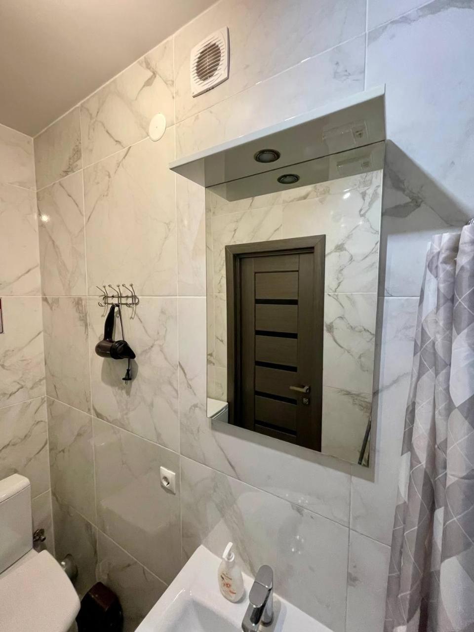Апартаменты Yes Silver Uzhhorod Exterior foto