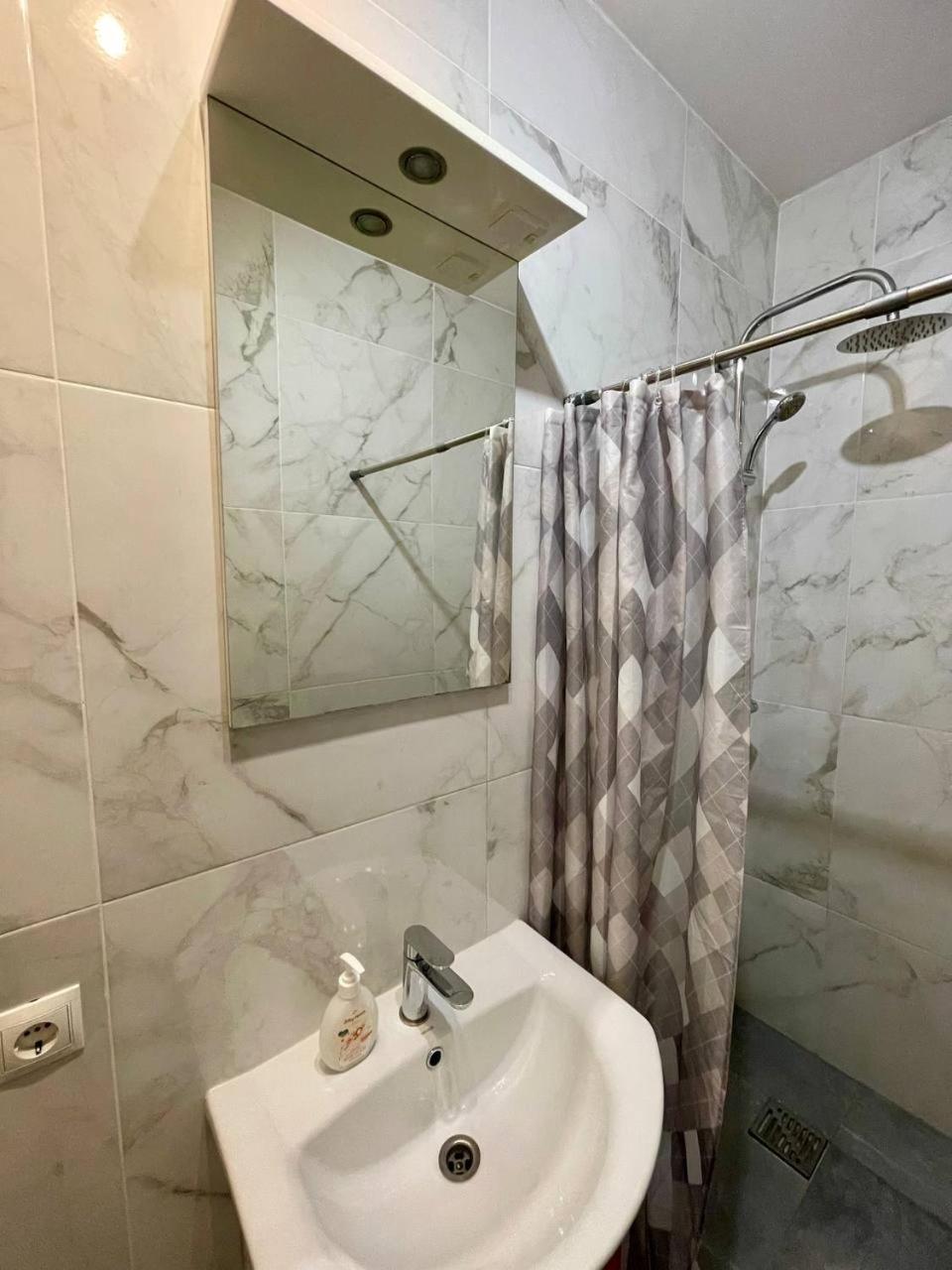 Апартаменты Yes Silver Uzhhorod Exterior foto